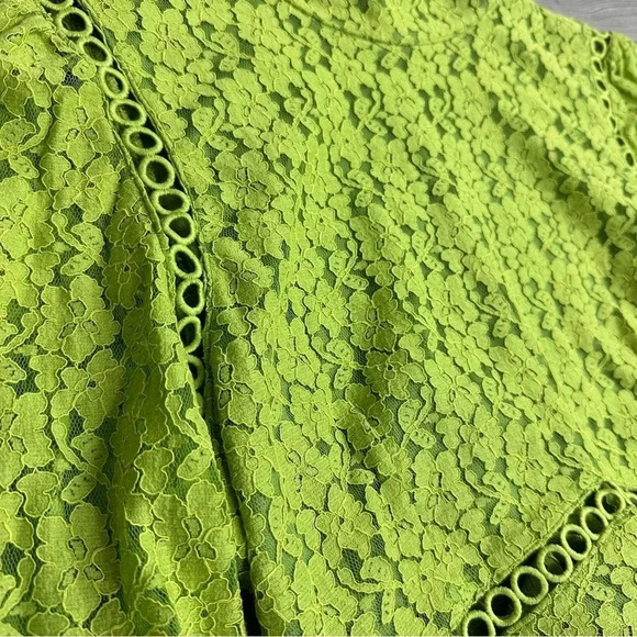 ASOS Fashion Union Green Lace Open Back Crop Top with Embroidered Details - Picture 3 of 5